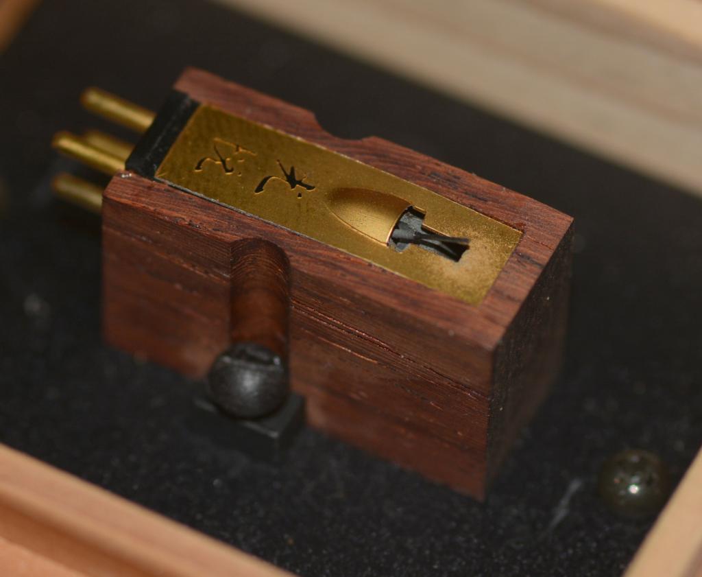 Early Koetsu Rosewood Signature cartridge for professional serial 111448