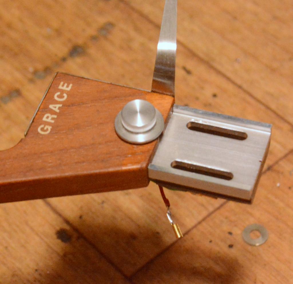 Grace G-714 wooden tonearm with headshell, cable