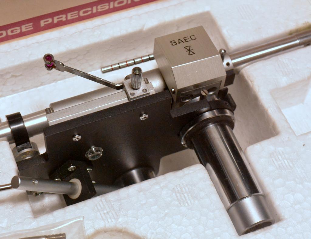 SAEC WE-8000st long straight tonearm with original box, manual, template