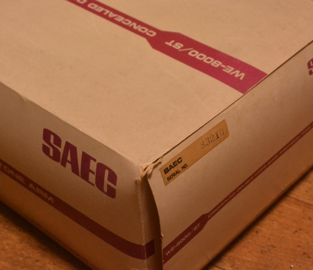 SAEC WE-8000st long straight tonearm with original box, manual, template