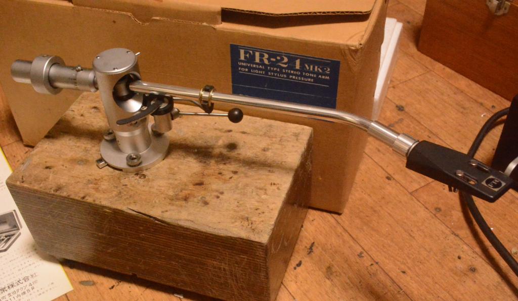 Fidelity Research FR-24Mk2 tonearm with original box, template, headshell