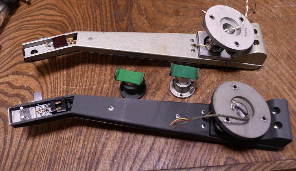 RARE * Two one pivot oil damp tonearm Grace 108-S and 108 set using for stereo and mono cartridges