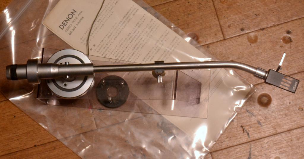 Nippon Columbia Denon DA-304 tonearm with original headshell * PERFECT