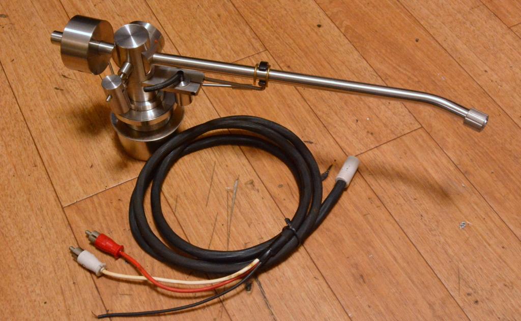 Fidelity Research FR-66S tonearm with cable