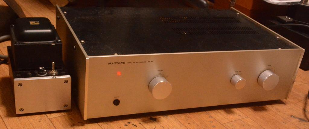 Mactone XX-101 tube phono stage amplifier with headamp separate