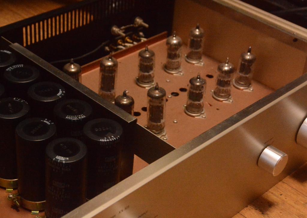 Mactone XX-101 tube phono stage amplifier with headamp separate