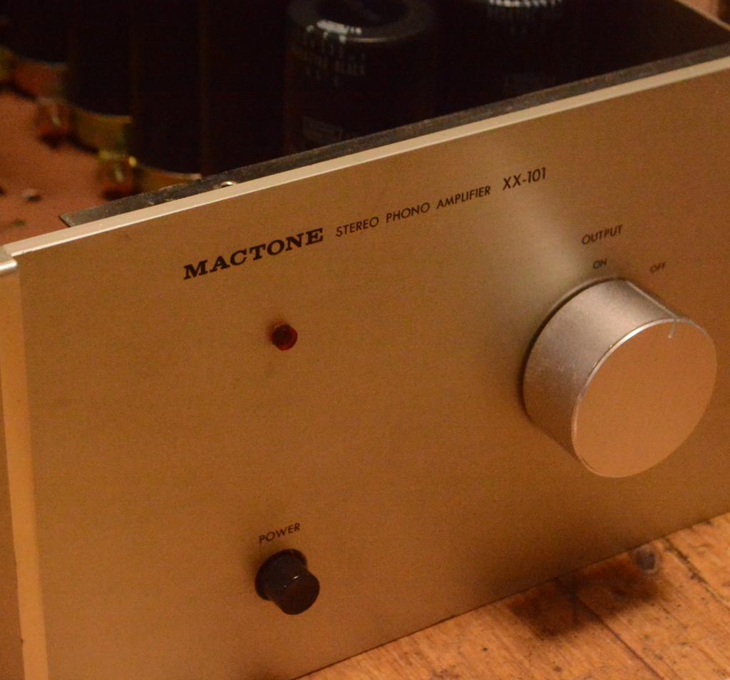 Mactone XX-101 tube phono stage amplifier with headamp separate