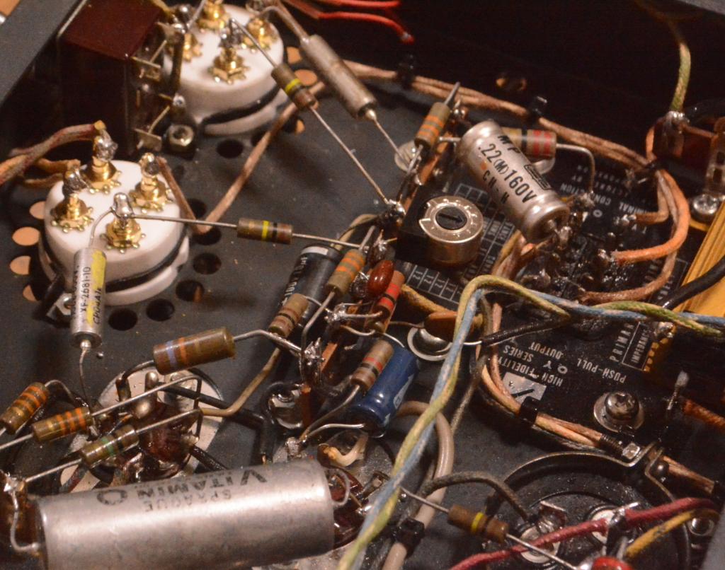 71A push pull tube amplifier on MQ-60 chassis