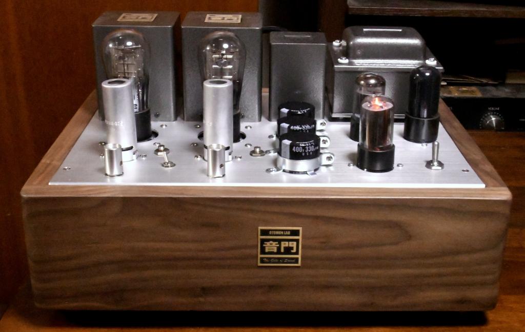 12AY7-71A tube pre-amplifier, voltage regulator 6SN7-6V6
