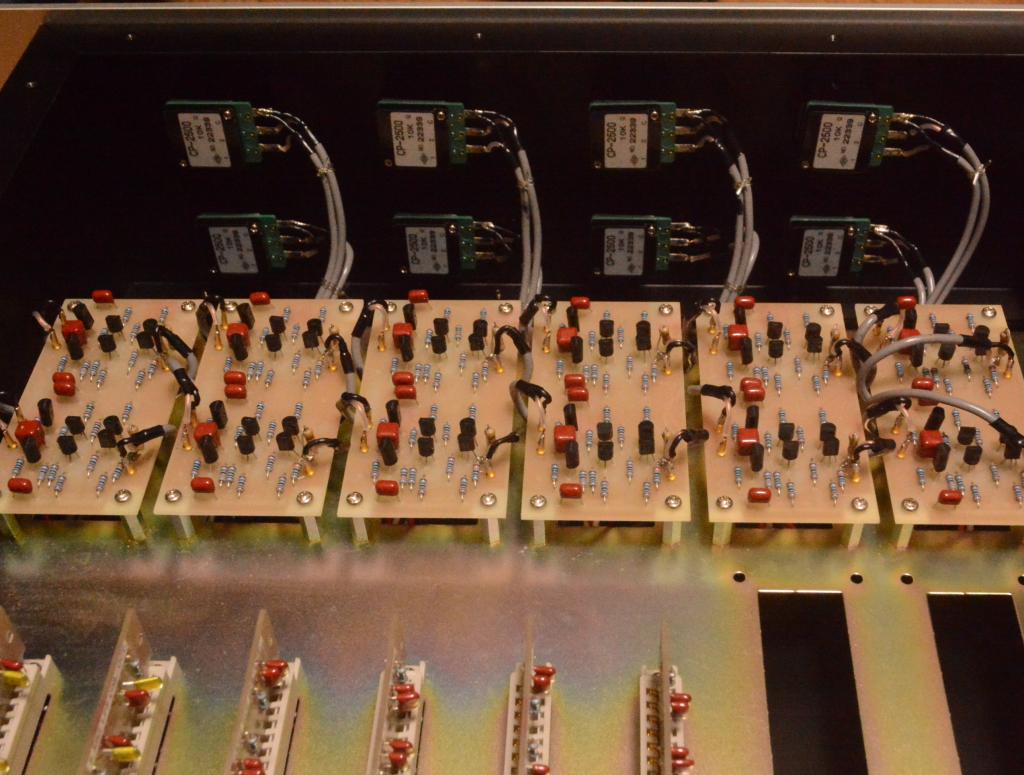NOS condition GOTO EPH-4001 channel divider network for 2,3,4 ways