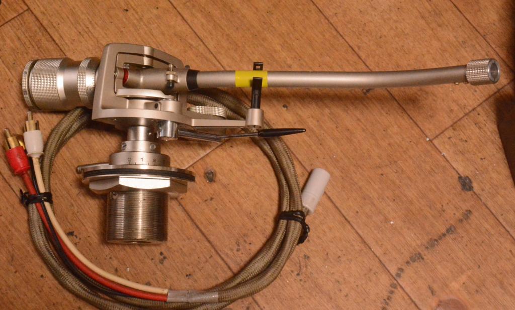 Technics EPA-100 tonearm boron titanium with cable