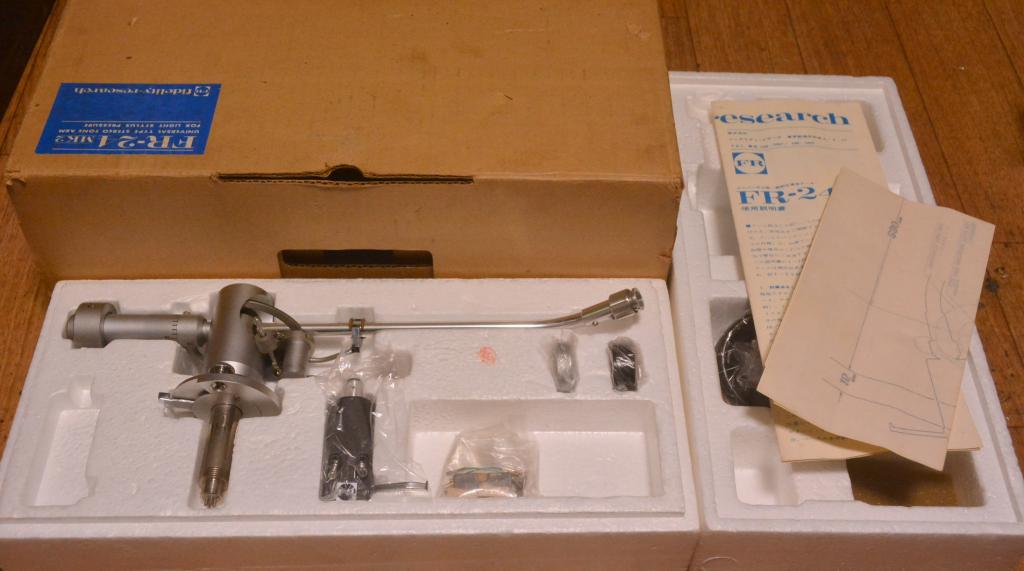 NOS Fidelity Research FR-24Mk2 tonearm with original box, template, headshell