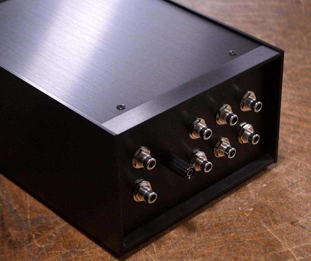 Passive preamp transformer finemet core attenuator, step up 1:6, 23 steps