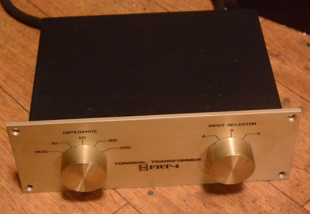 Fidelity Research FRT-4 step up transformer for 3 tonearms, 3-100ohm impedance