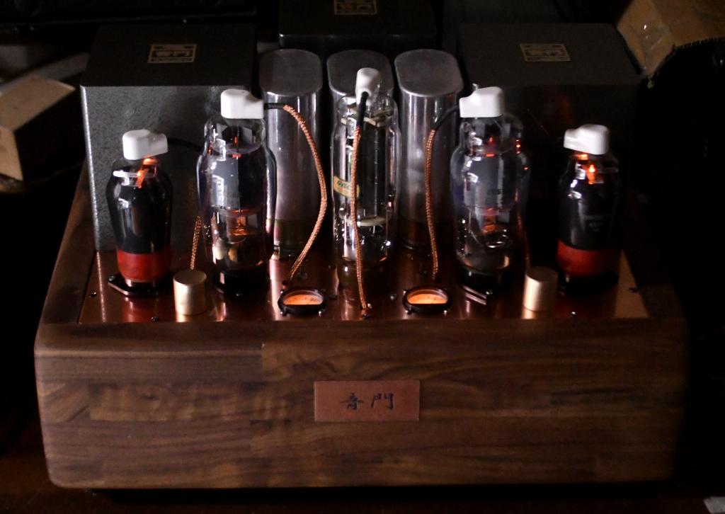 Special made TESLA  EL-50 drive EL-51 tube amp, all top plate tube