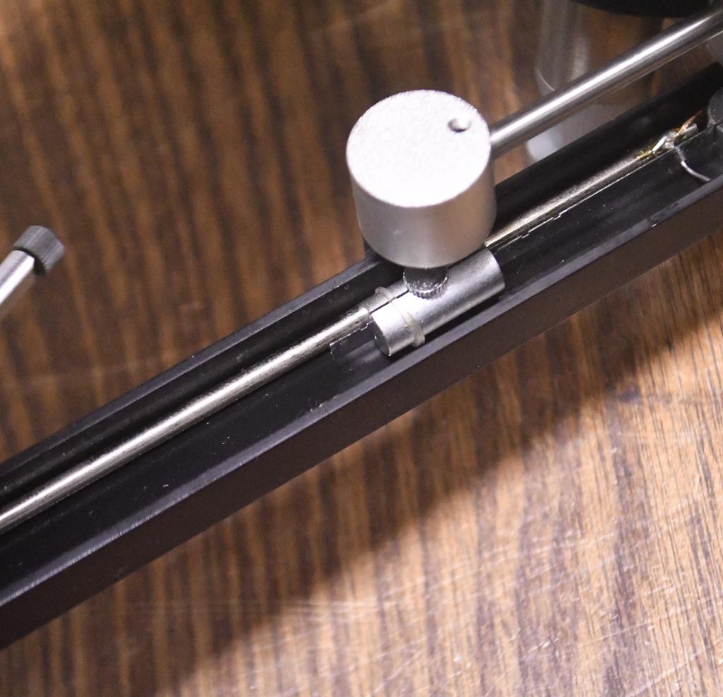Dynavector DV-505 tonearm manufactured in 70s year
