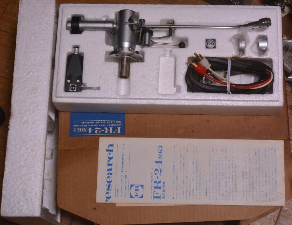 NOS Fidelity Research FR-24Mk2 tonearm with original box, template, headshell
